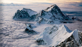 Manaslu Base Camp Trek 