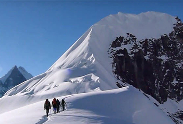 Tharpu Chuli Peak