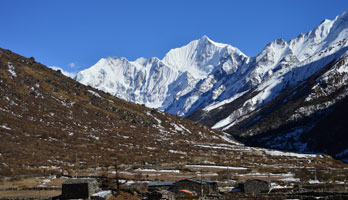 Langtang Valley Kyanjingompa Trek